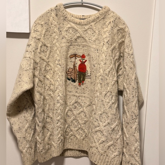 Acorn Beige Sweater with Festive Embroidery - Picture 2 of 9